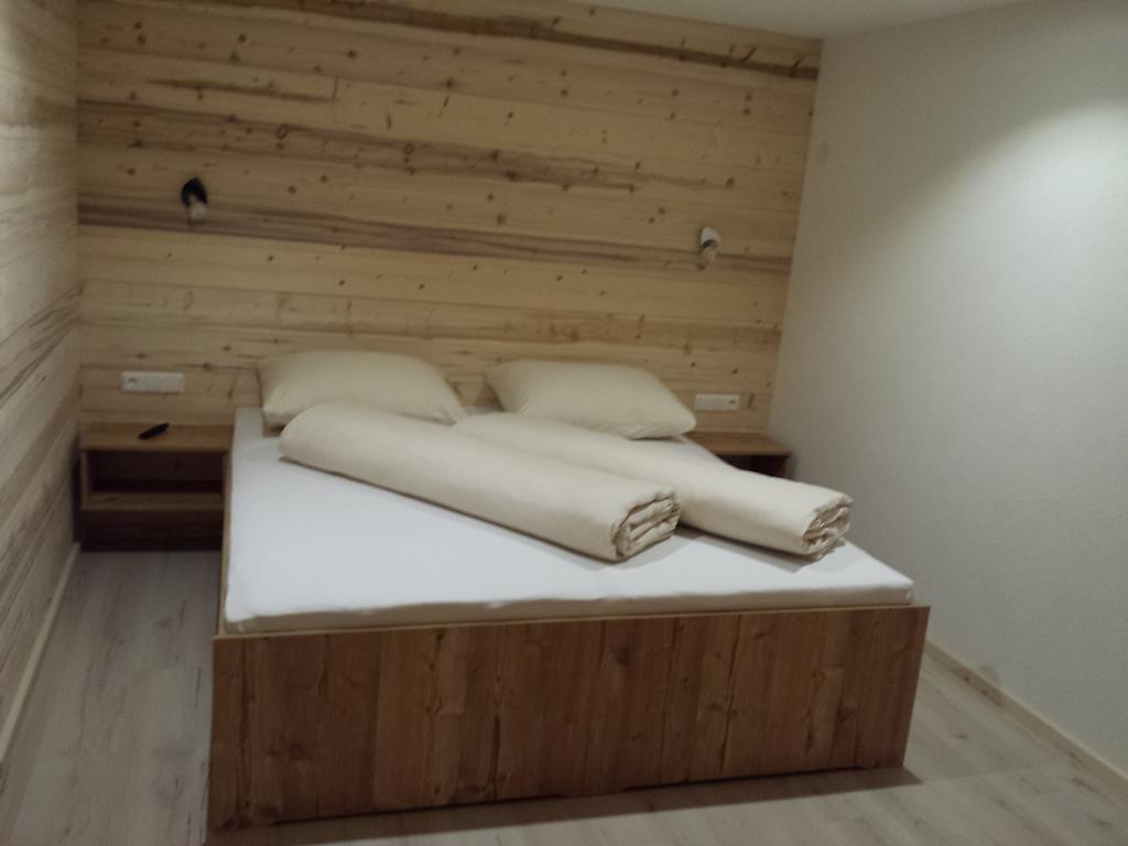 Tischlerei Rudigier Vermietung Kappl  Kamer foto